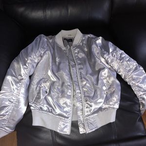 Silver bomber